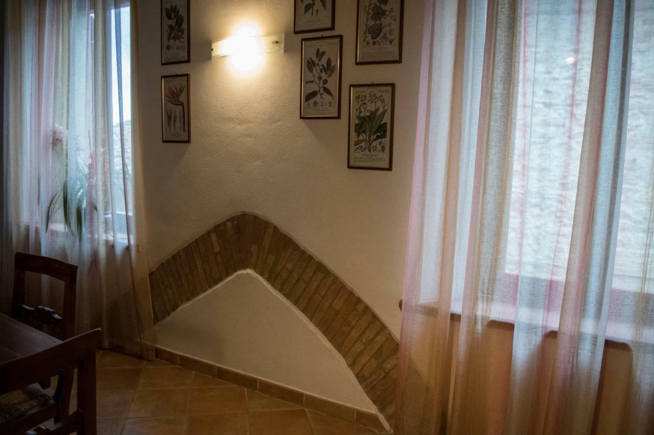 Dimora Tipica Toscana มอนติเชียโน ภายนอก รูปภาพ