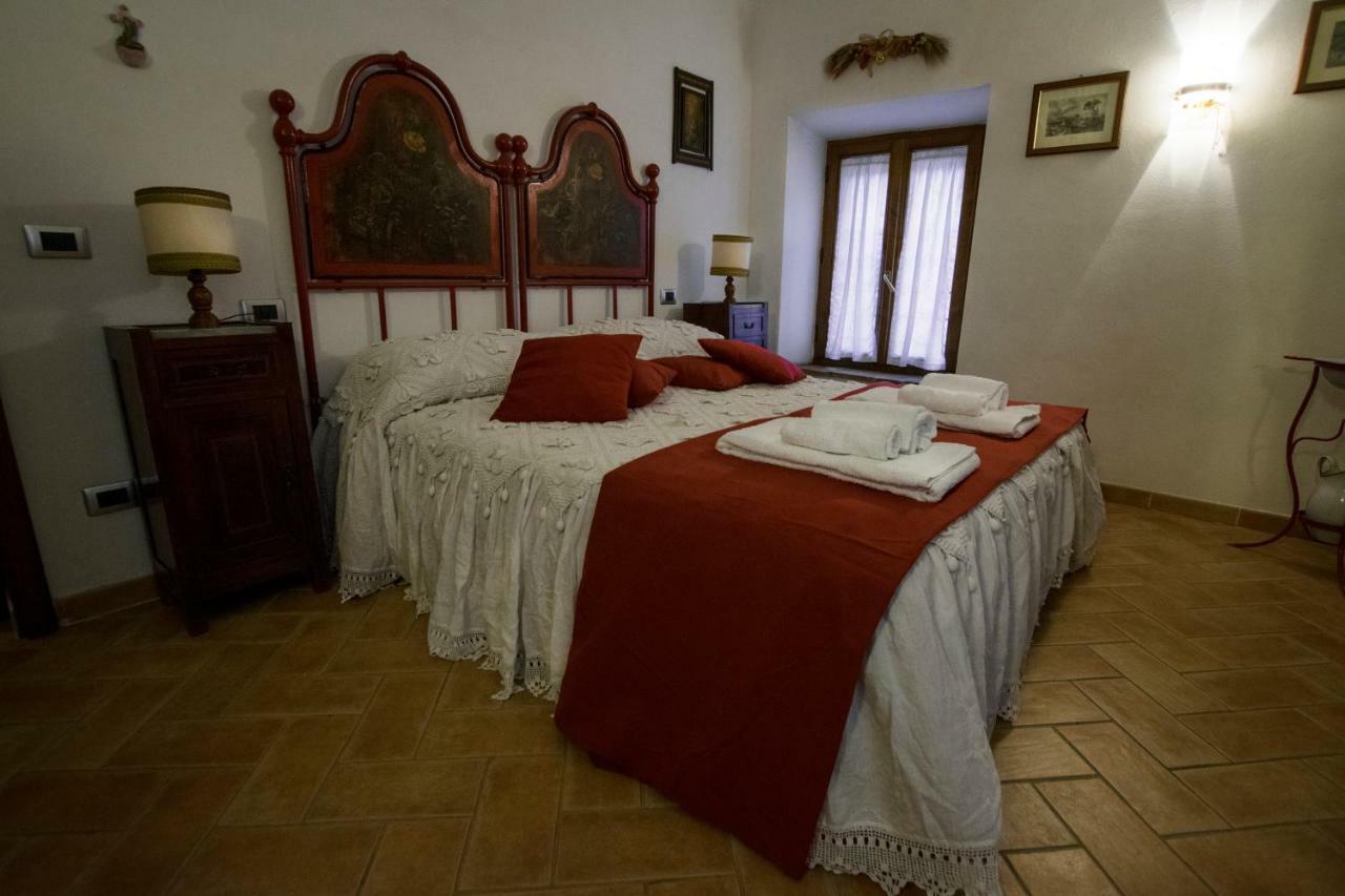 Dimora Tipica Toscana มอนติเชียโน ภายนอก รูปภาพ