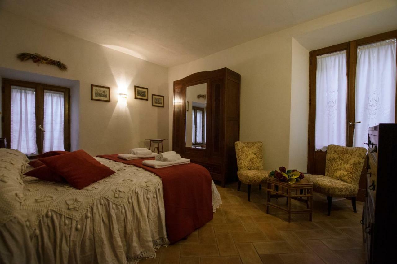 Dimora Tipica Toscana มอนติเชียโน ภายนอก รูปภาพ